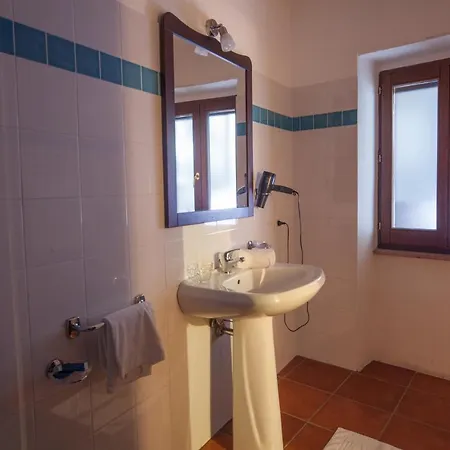 Affitta Casa Delle Rose Villanova Monteleone